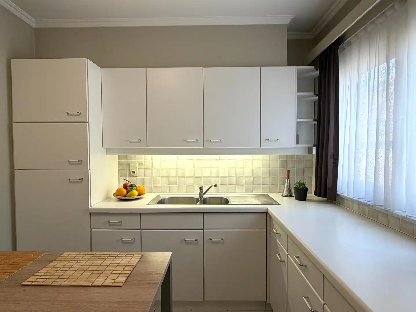 Appartement met 2 slaapkamers, garage en zuidgericht terras! foto 12