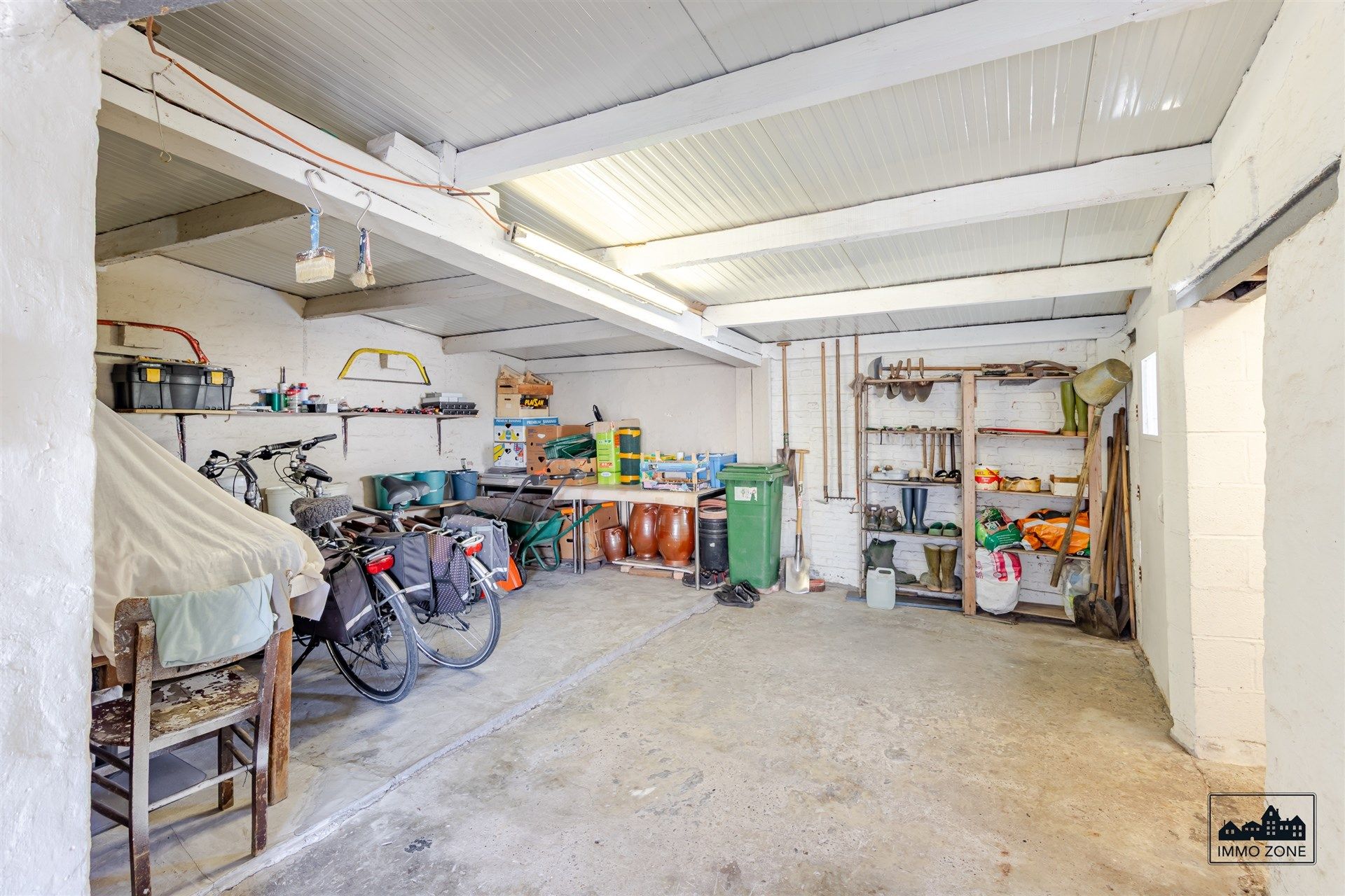 Ruime halfopen woning met uitbreidingspotentieel in Hamme! foto 17