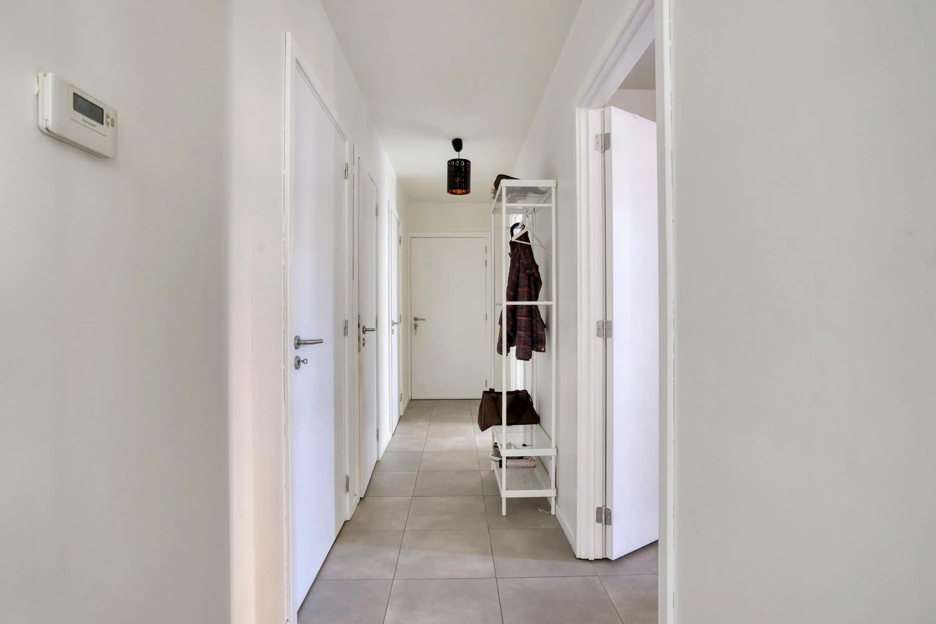 Recent, instapklaar appartement met 2 slaapkamers in Boom foto 2