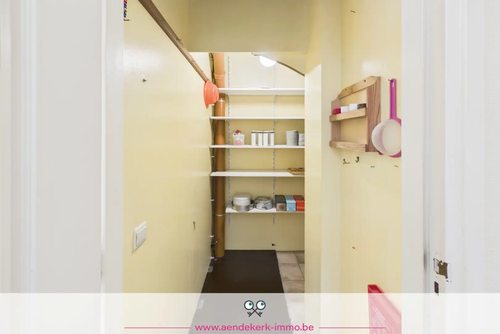 Charmante woning met vier slaapkamers foto 14