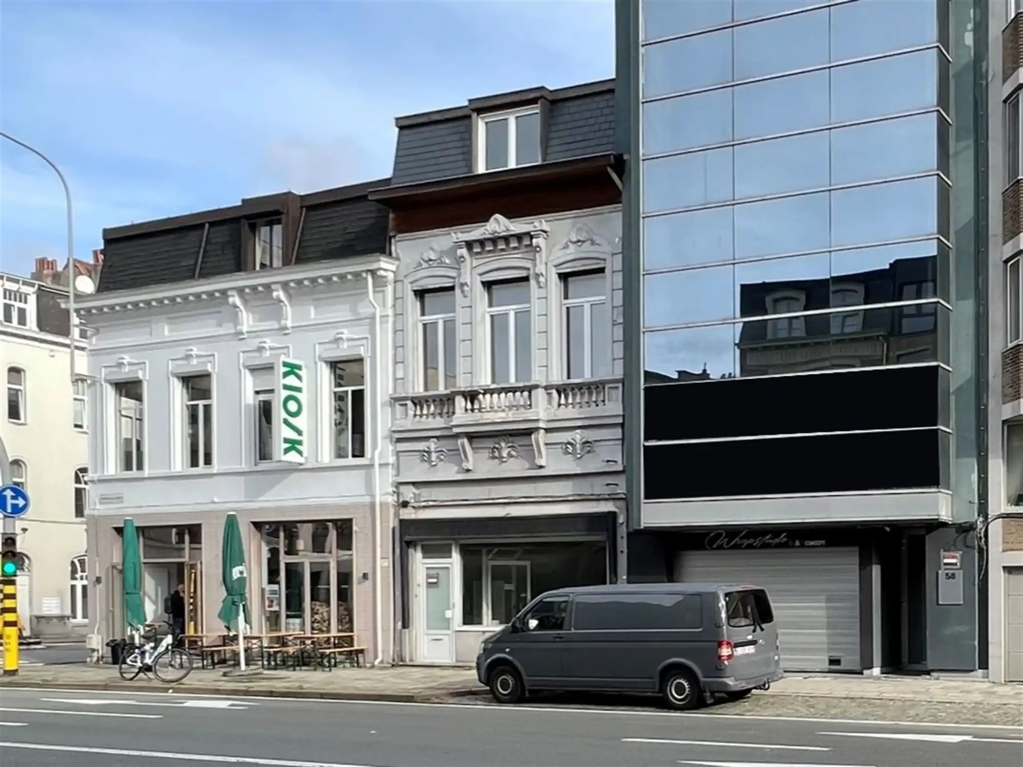 Projectgrond /  comm glvl + 5 appt foto {{pictureIndex}}