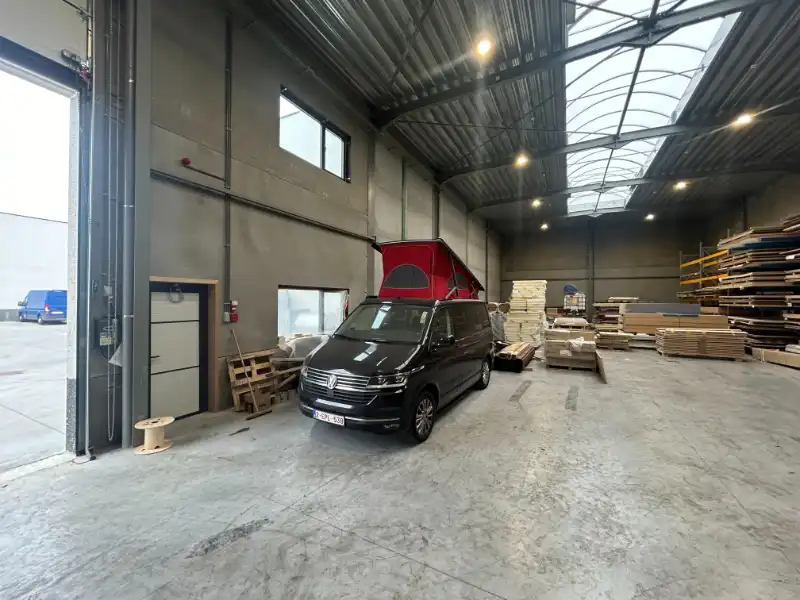Goed gelegen nieuwbouw magazijn van 438 m² met 4 parkeerplaatsen foto 9