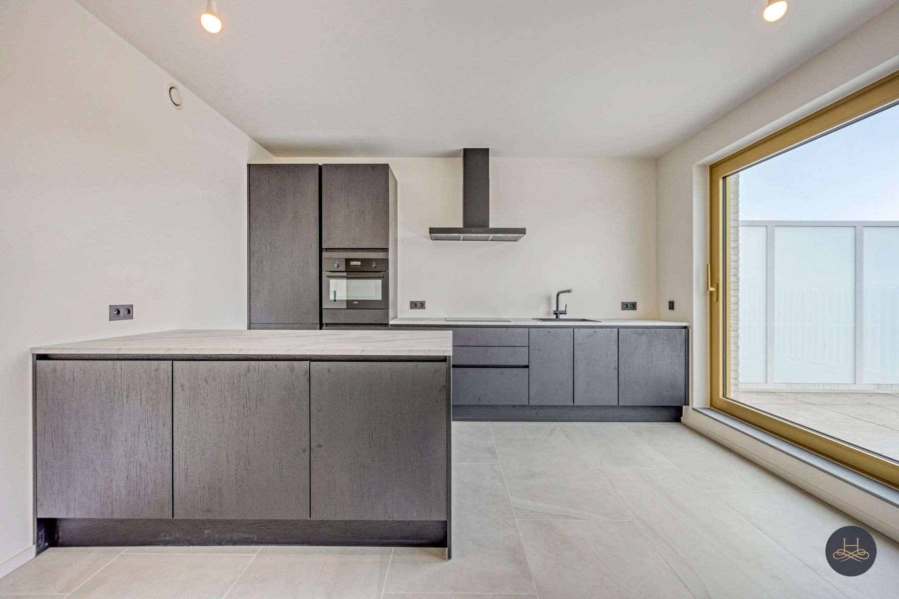 Uniek, ruim dakappartement met staanplaats en zicht op groen foto 10