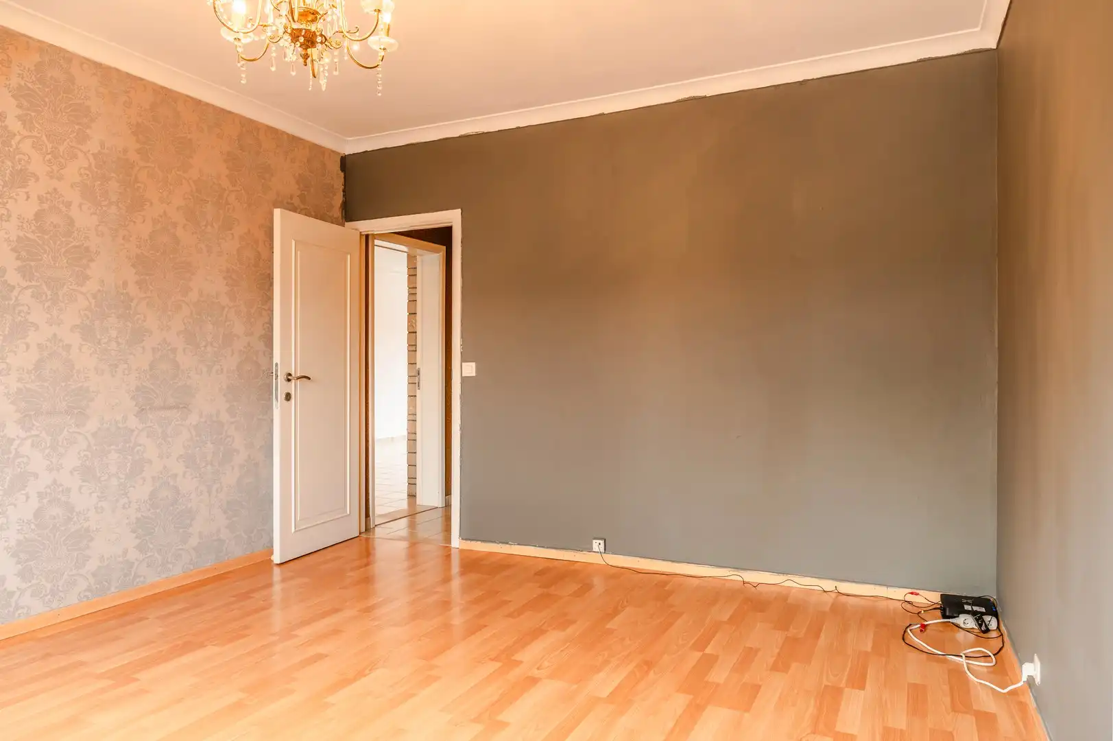 Op te frissen appartement op de eerste verdieping te Sint-Niklaas. foto 6