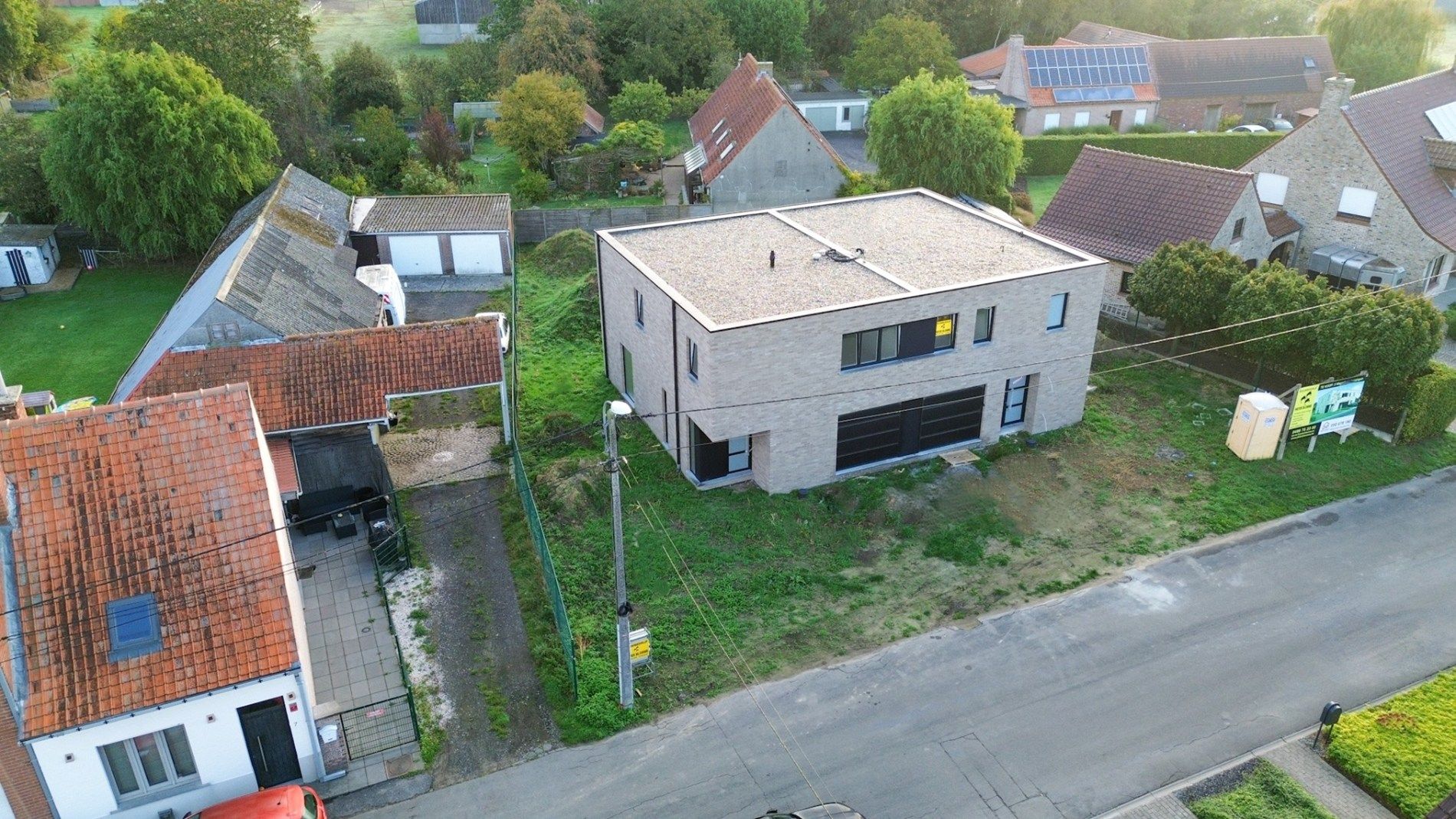 ()=>{if(producerUpdateValueVersion(node),producerAccessed(node),node.value===ERRORED)throw node.error;return node.value} Binderstraat 7 - - 8820 Torhout
