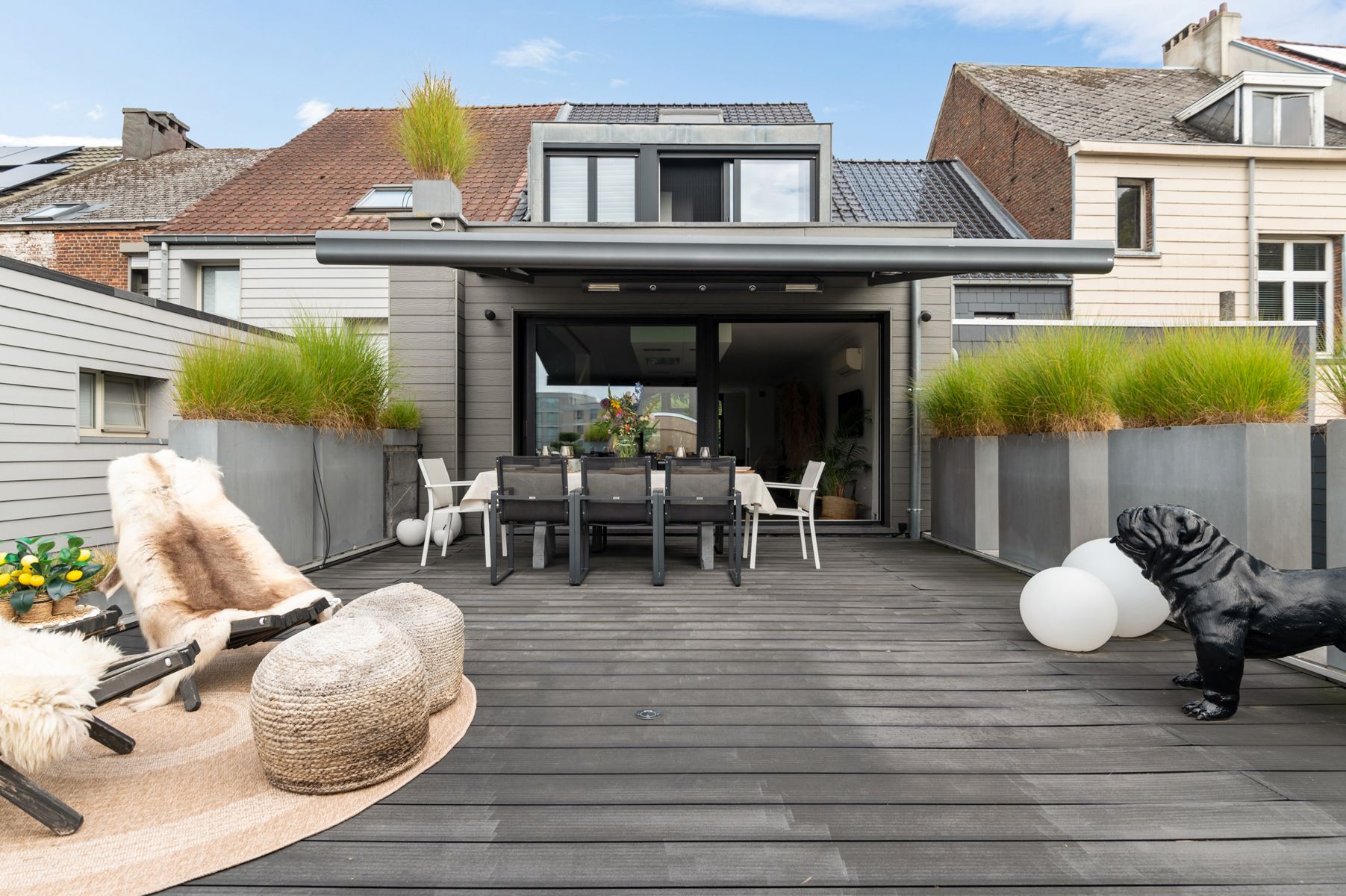 Degelijk gerenoveerde woning aan de Vesten te Lier. foto 25