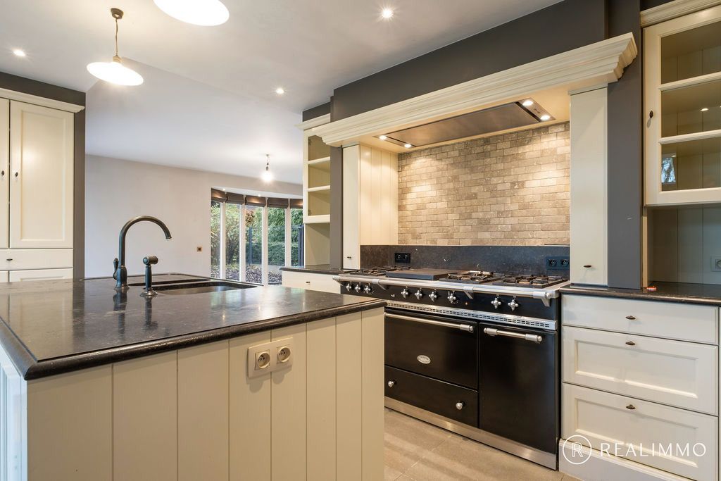 Verrassende villa op 1.699 m² ! foto 5