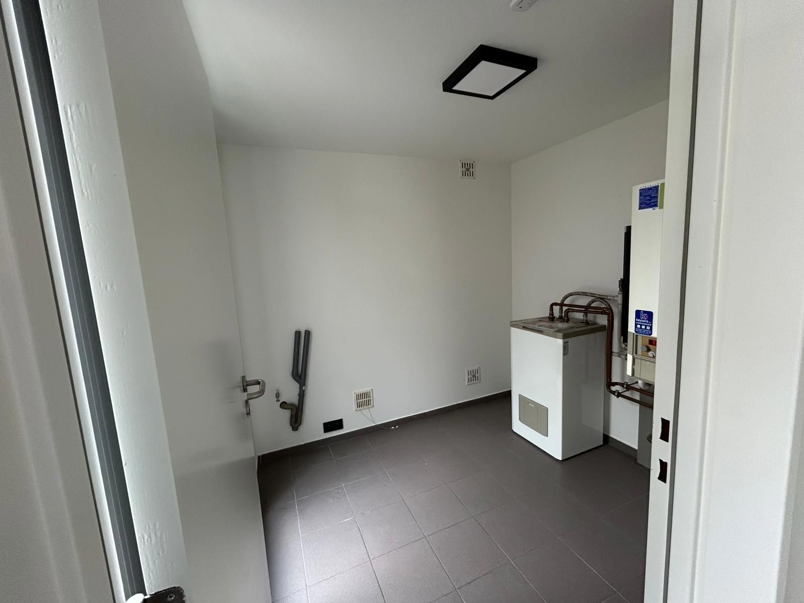 Ruim duplex-appartement in het hart van Oud-Turnhout foto 14