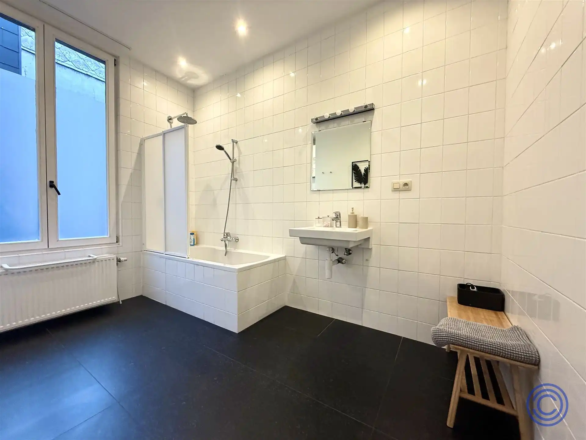 Gemeubeld duplex appartement op 't Zuid! foto 4