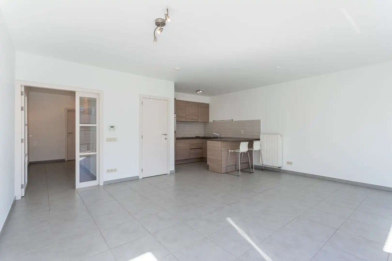 Instapklaar appartement met 2 slpk en parking te Halle foto 3