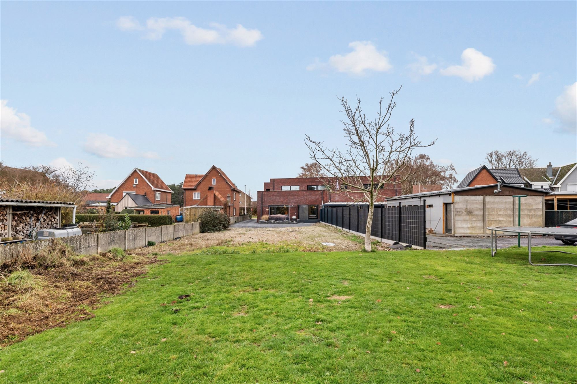 PERFECT ONDERHOUDEN GELIJKVLOERS APPARTEMENT MET 3 SLAAPKAMERS EN PRIVATE TUIN VAN 8A90CA TE KORSPEL foto 3