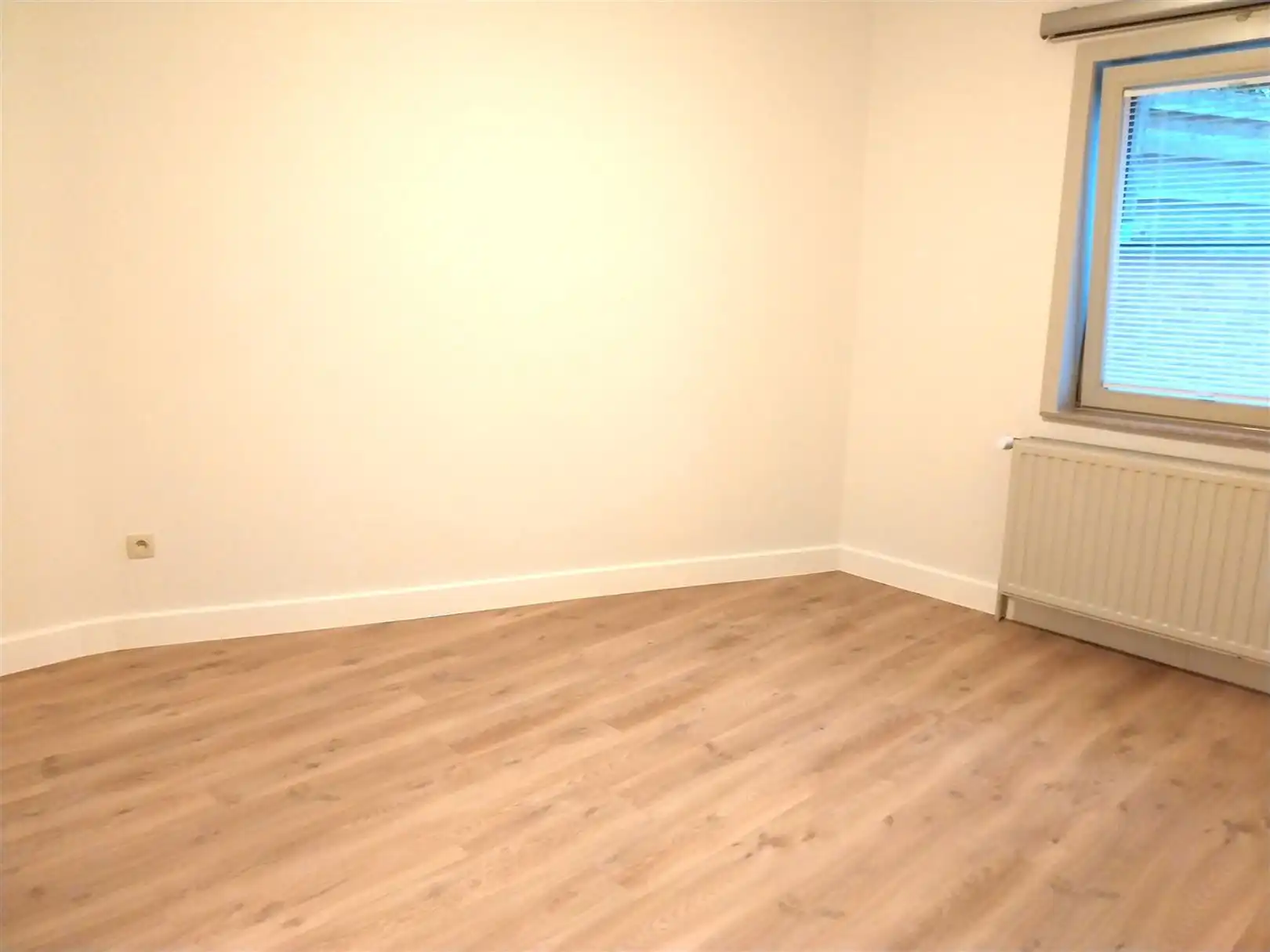 TE HUUR: Gelijkvloers appartement met 2 slaapkamers in het centrum van Zolder! foto 10