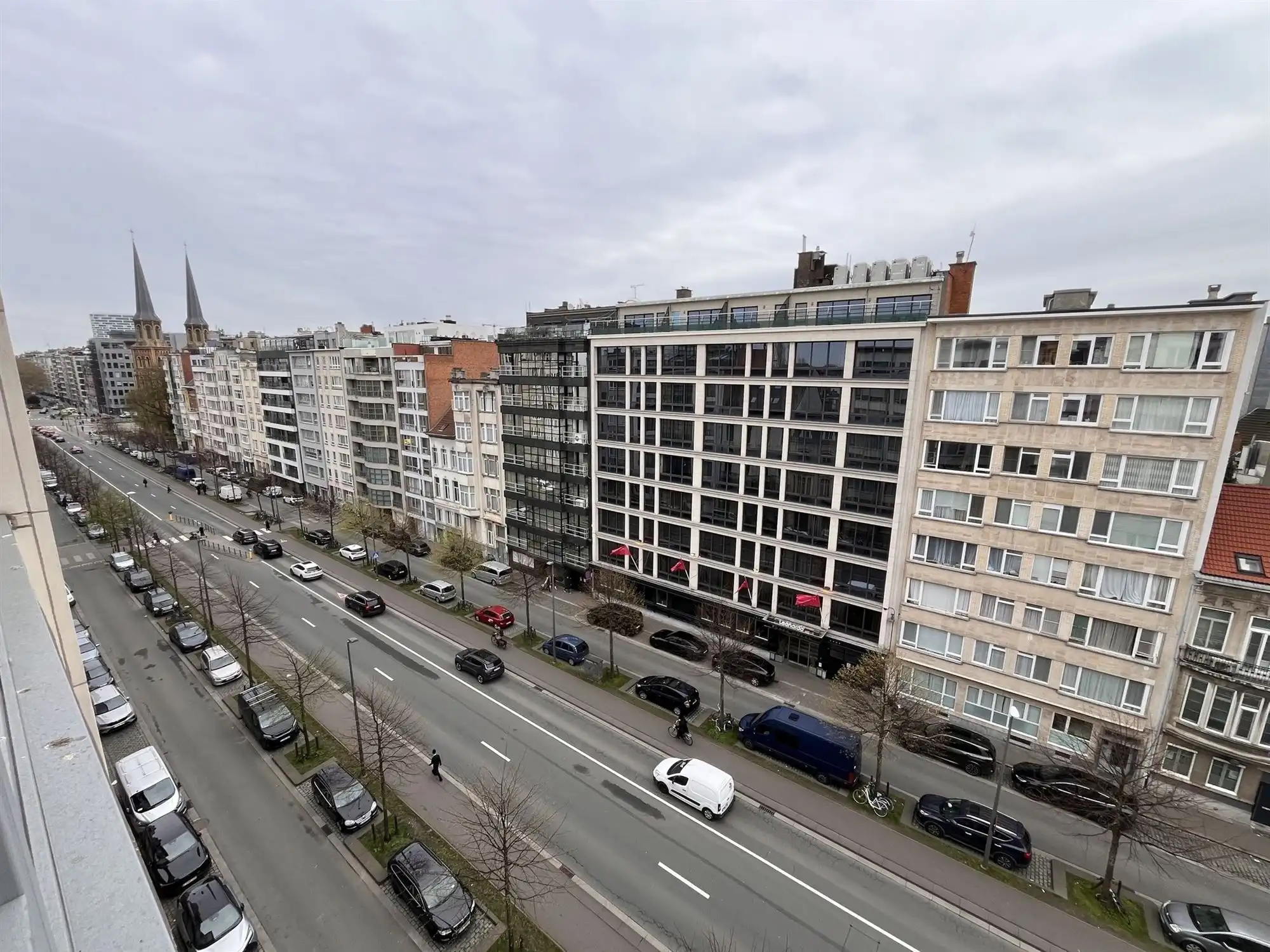 Recent gerenoveerd 4SLPK appartement met terras foto 11