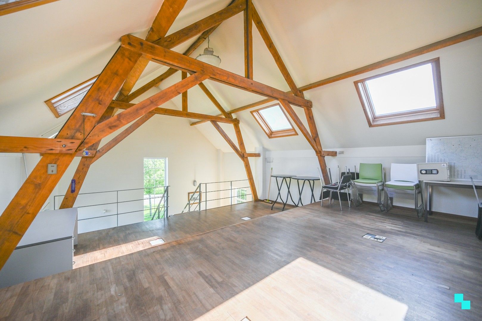 Rustig gelegen kantoorruimte aan de Leie! foto 9