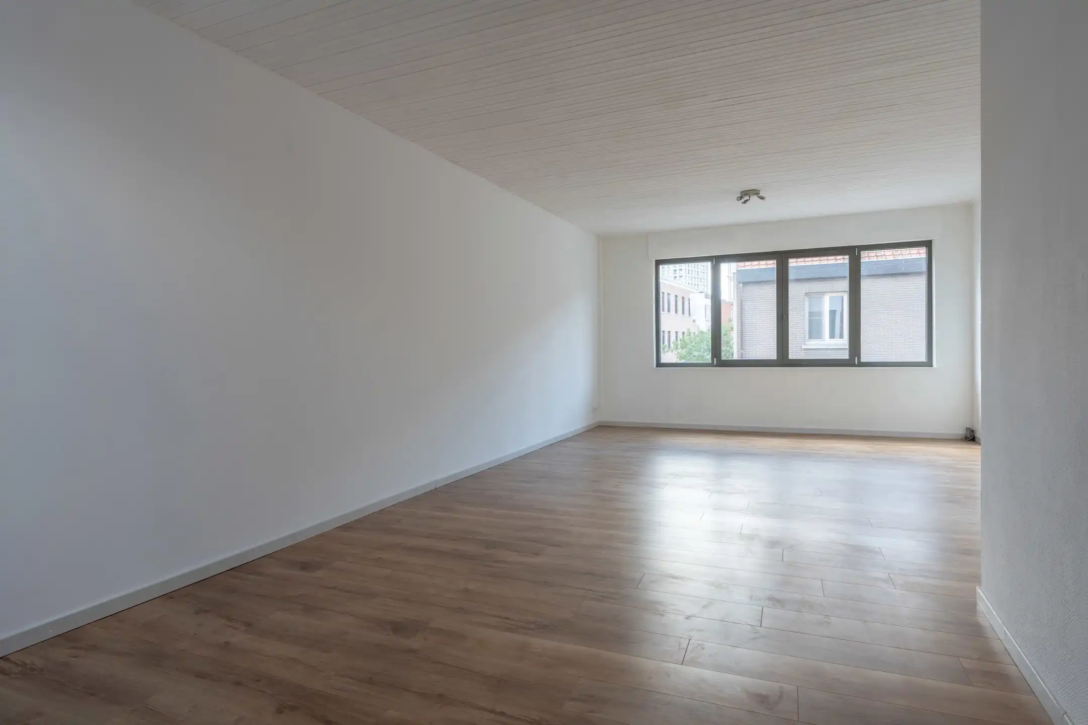 Volledig vernieuwde (2025) 2 slaapkamerwoning (A label) foto 8