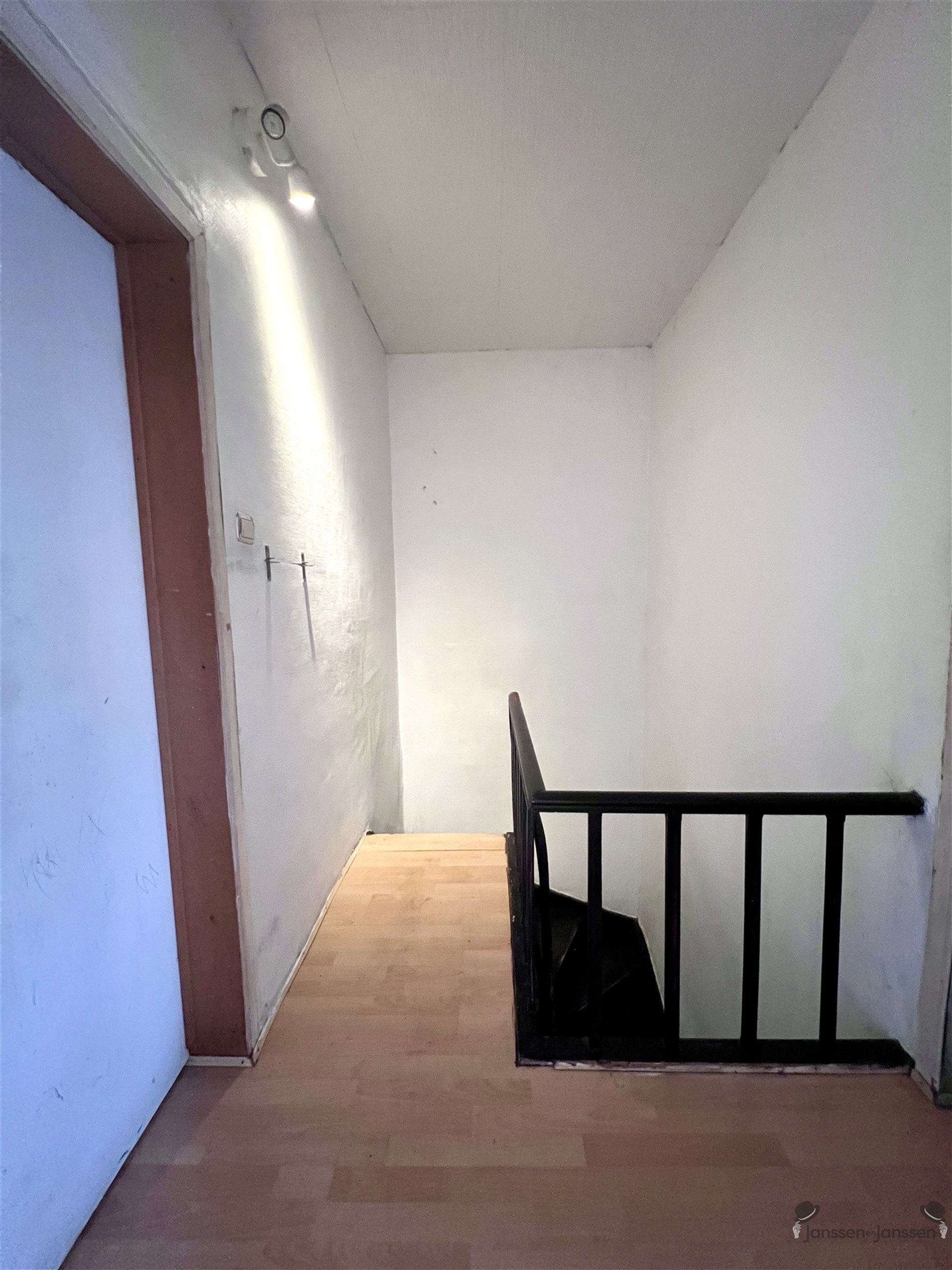 Ruime woning met grote tuin, hartje Zele foto 12