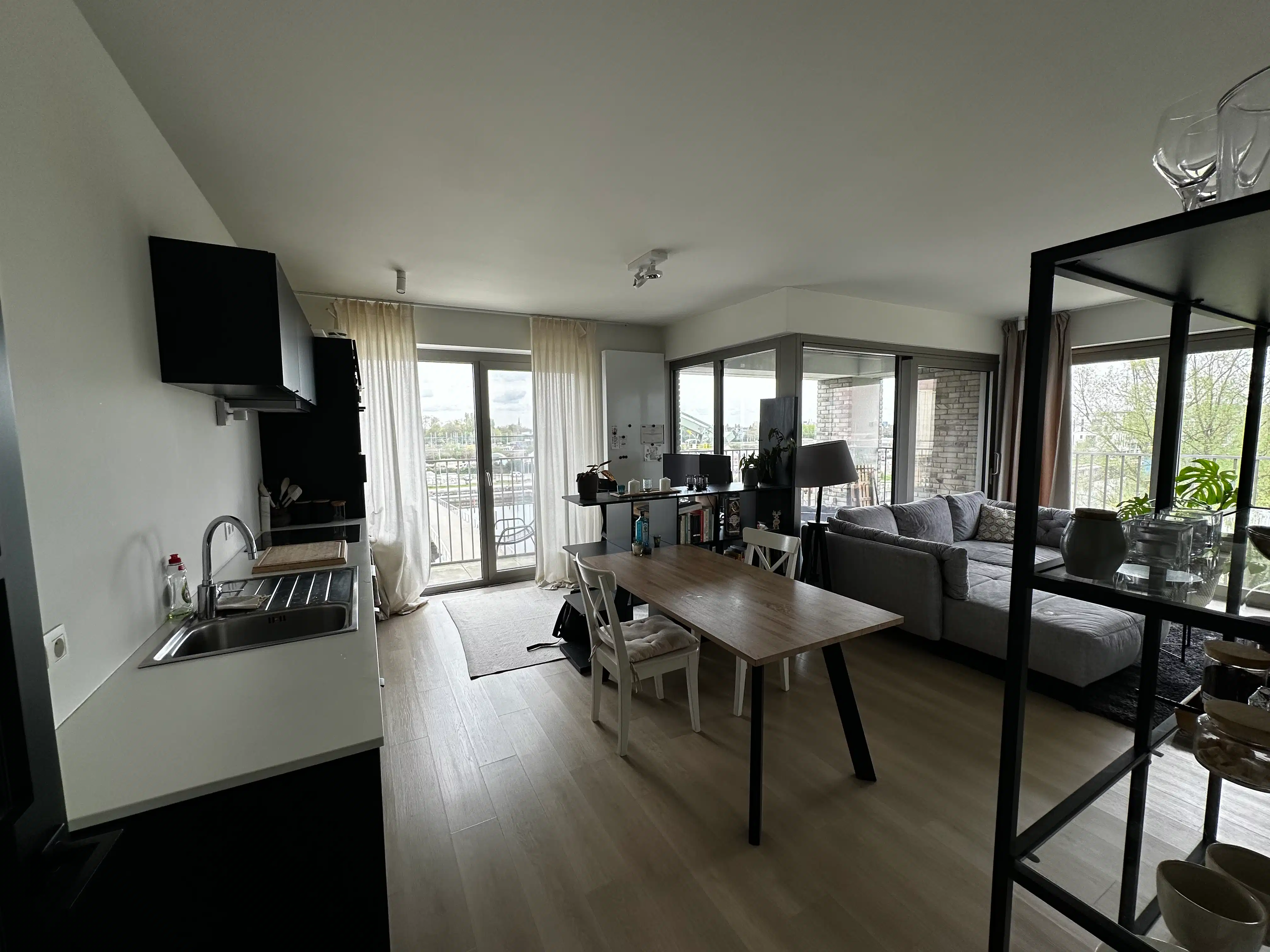 Tof één slaapkamer aan Dok Noord Gent foto 2