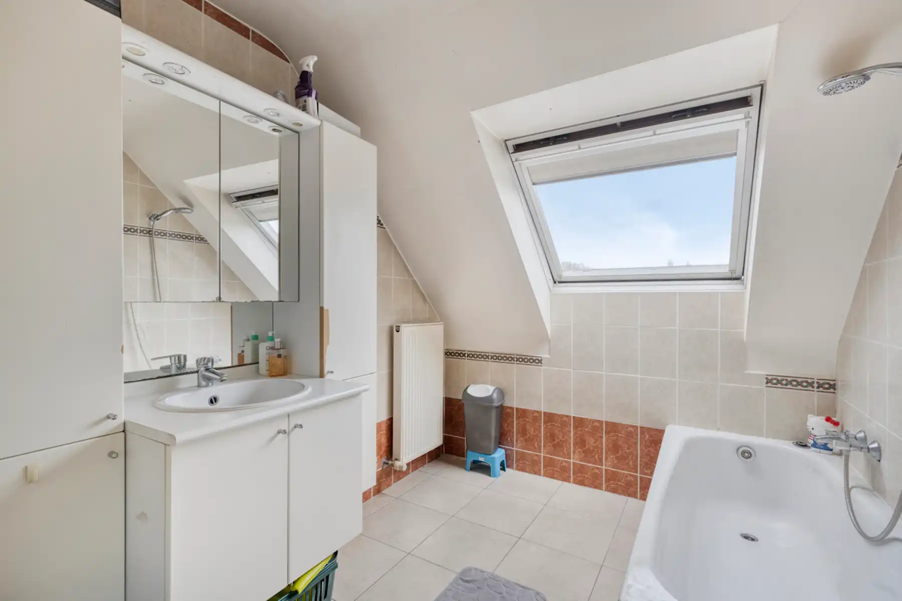 Zeer interessant investeringspand foto 24