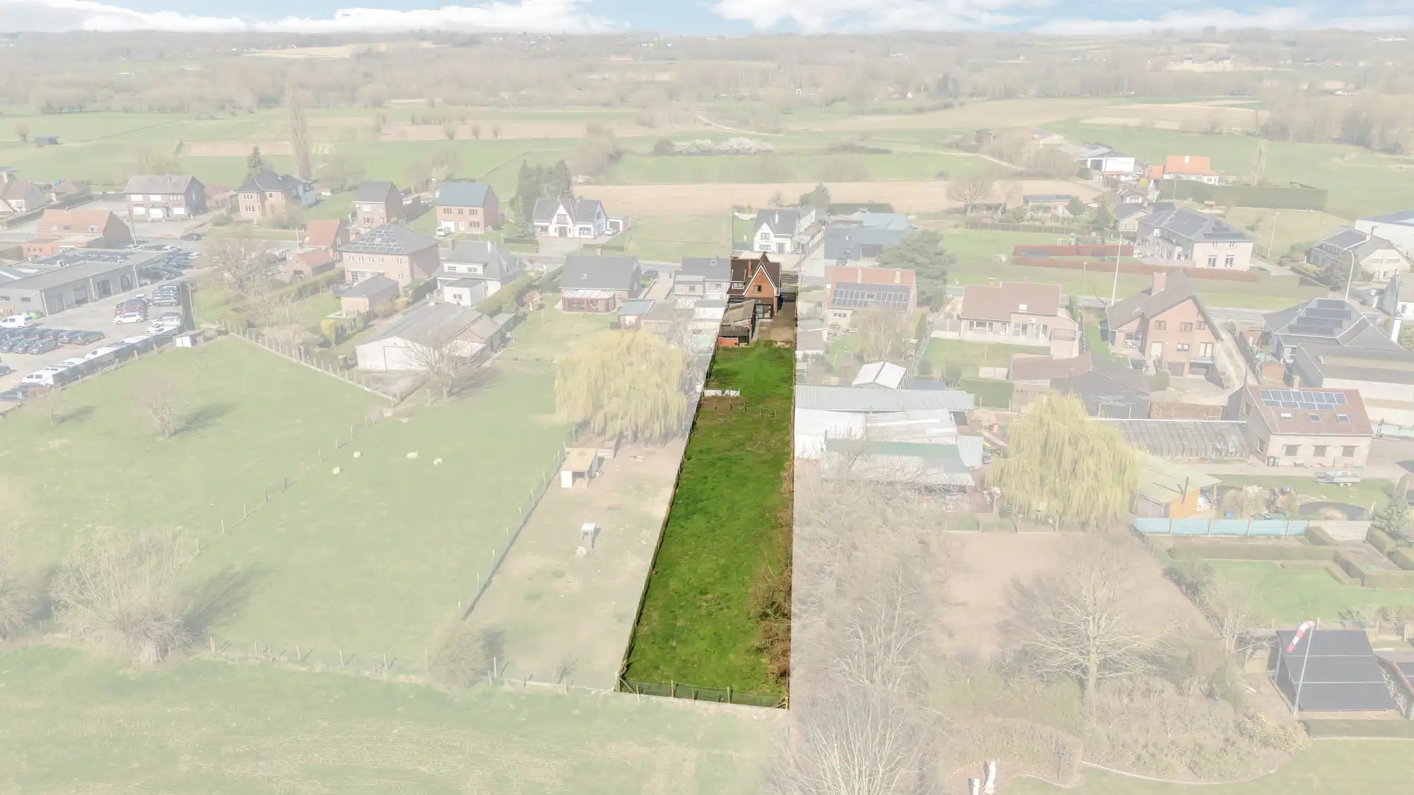 Robuuste woning op ruim perceel foto 23