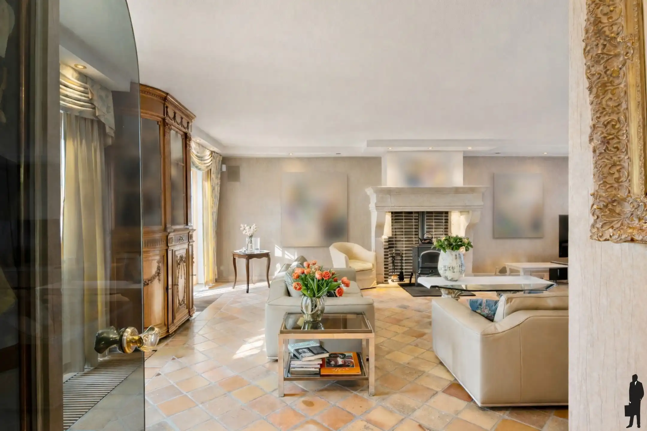 Prachtige en ruime woning gelegen in een rustige doodlopende straat te Mechelen. foto 4