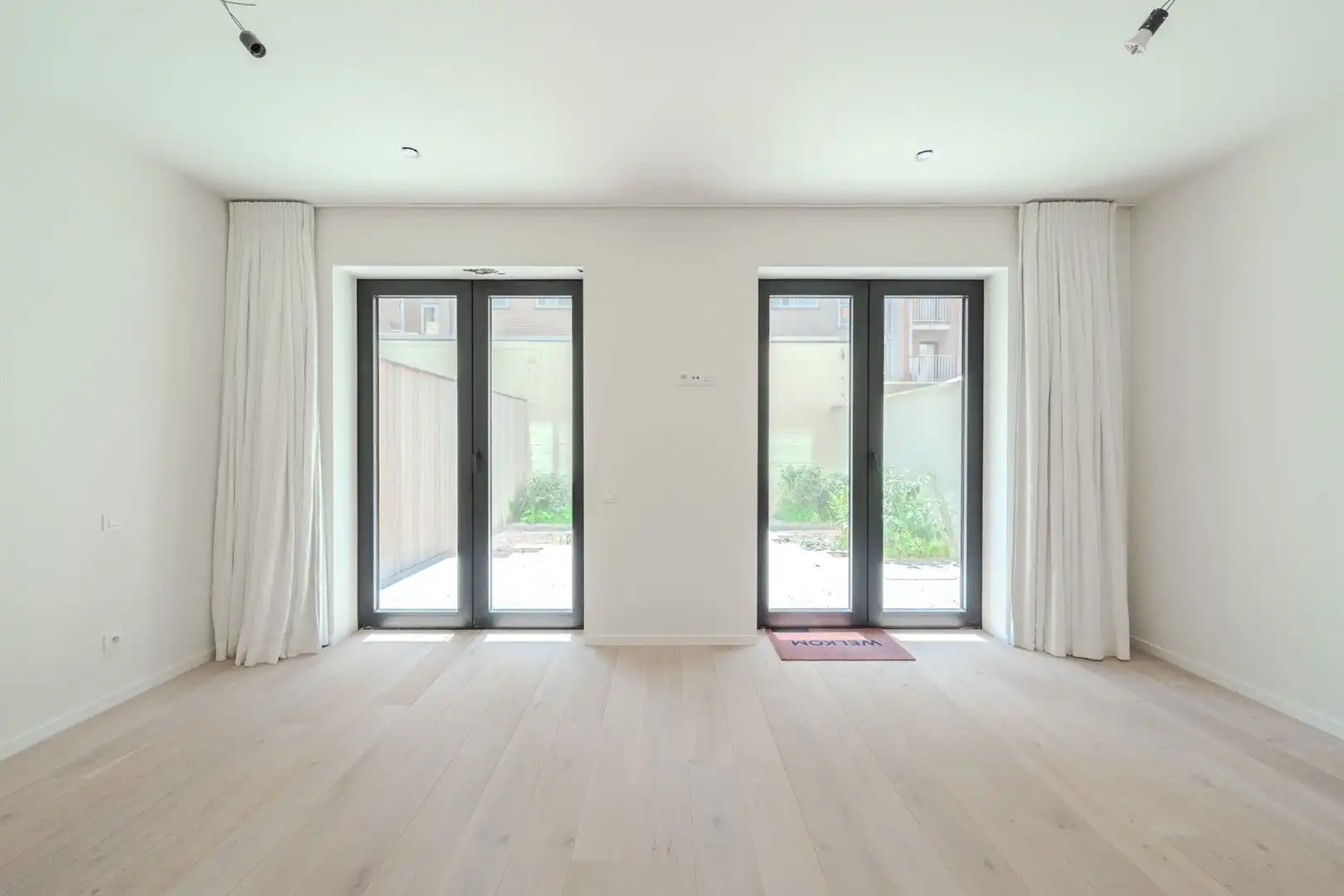 Instapklaar nieuwbouwappartement op de Zeedijk !  foto 13