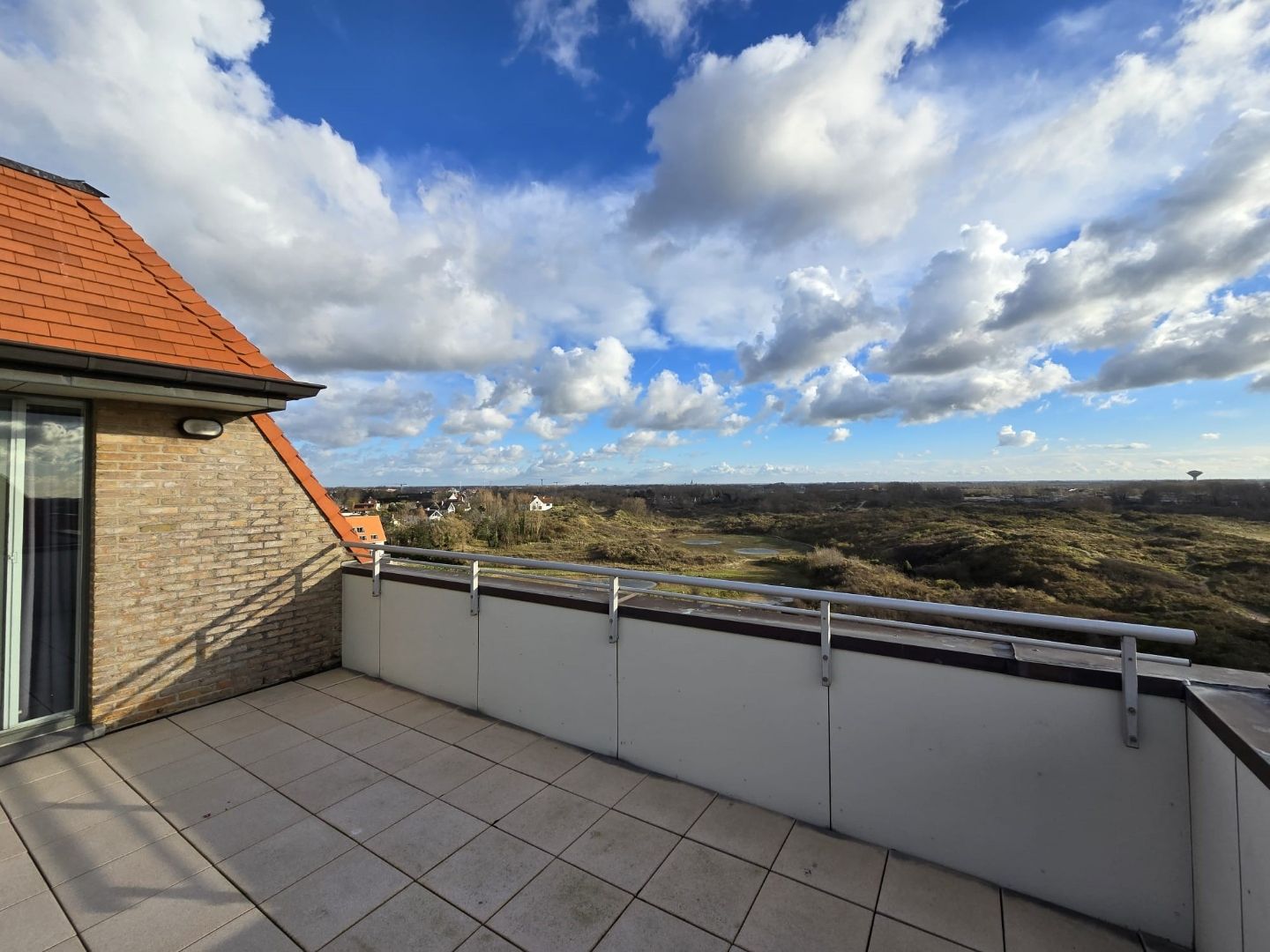 Penthouse met ruim terras en een schitterend duinenzicht te Nieuwpoort-Bad foto 5