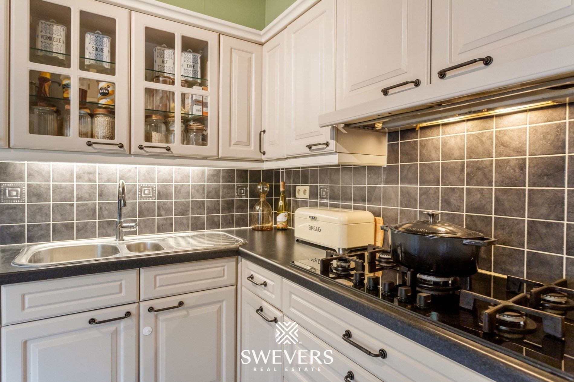 Instapklare woning met 4 slpk vlakbij het centrum van Herk-de-Stad foto 10