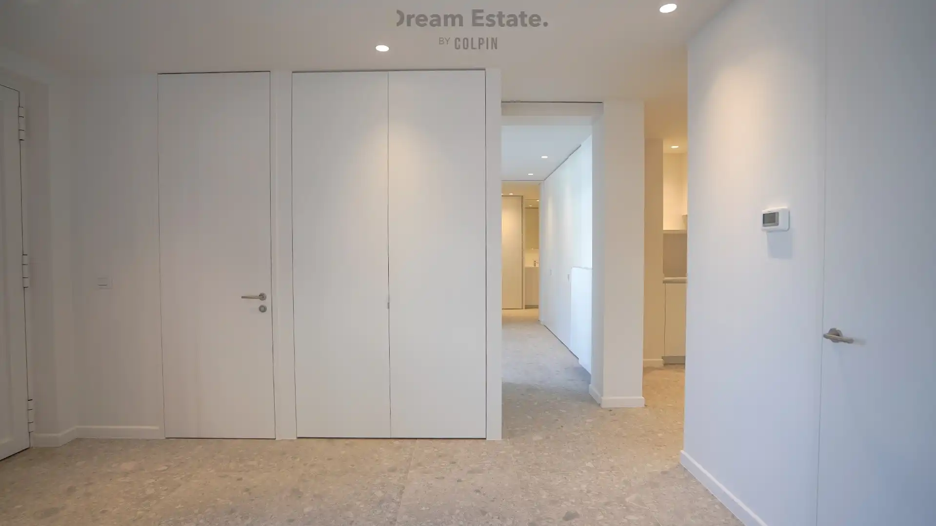Volledig gerenoveerd appartement op een centrale ligging foto 4