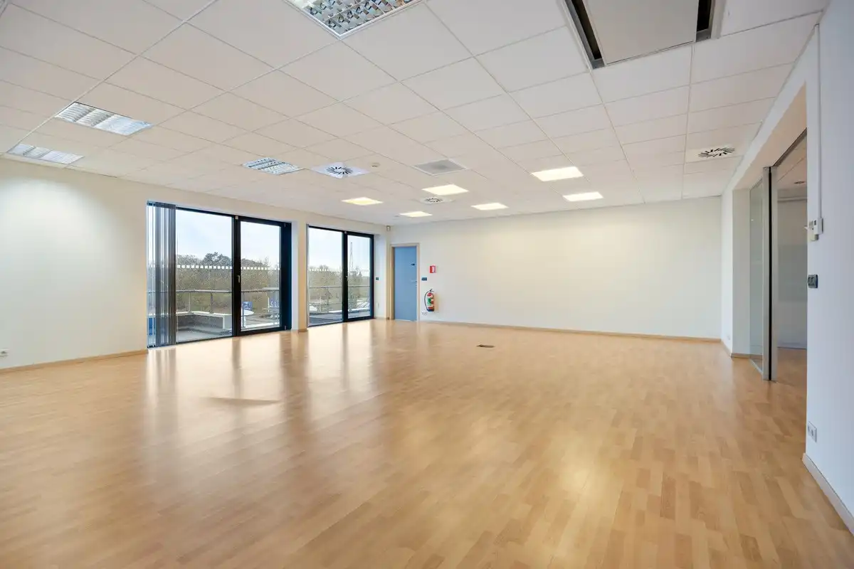 Kantoor te koop in het industriepark te Haasrode/Heverlee met 14 parkings - opp. 626 m² - verkoop van aandelen foto 31
