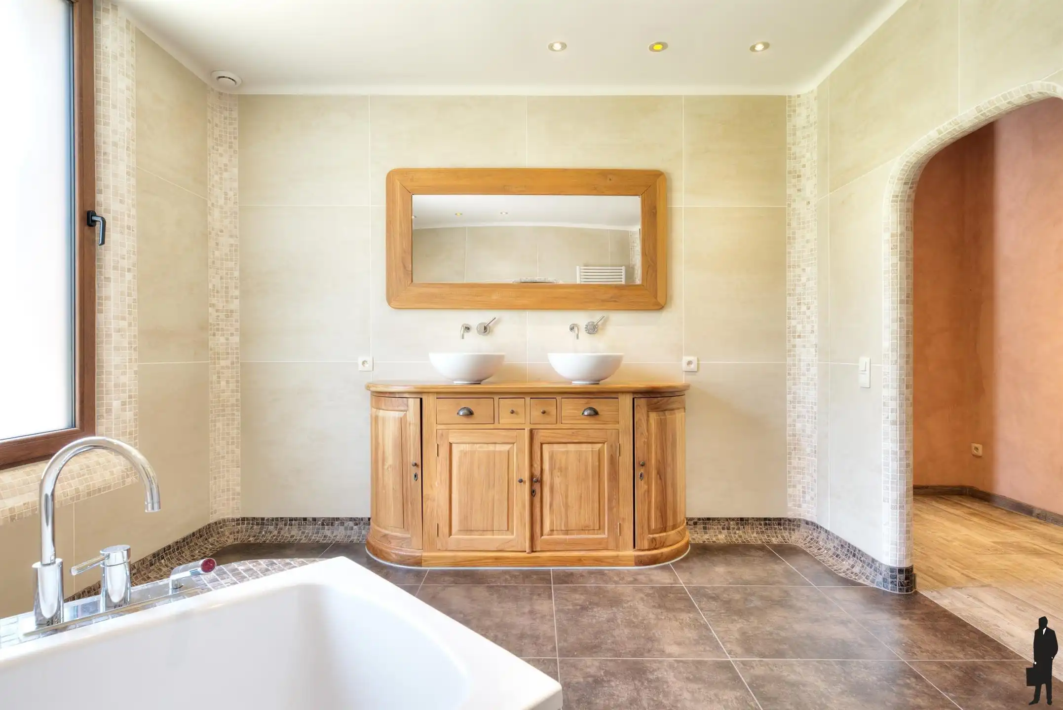 Luxe kangoeroe-villa te Sint-Job met paardenacc. op ca. 1,2 HA! foto 18