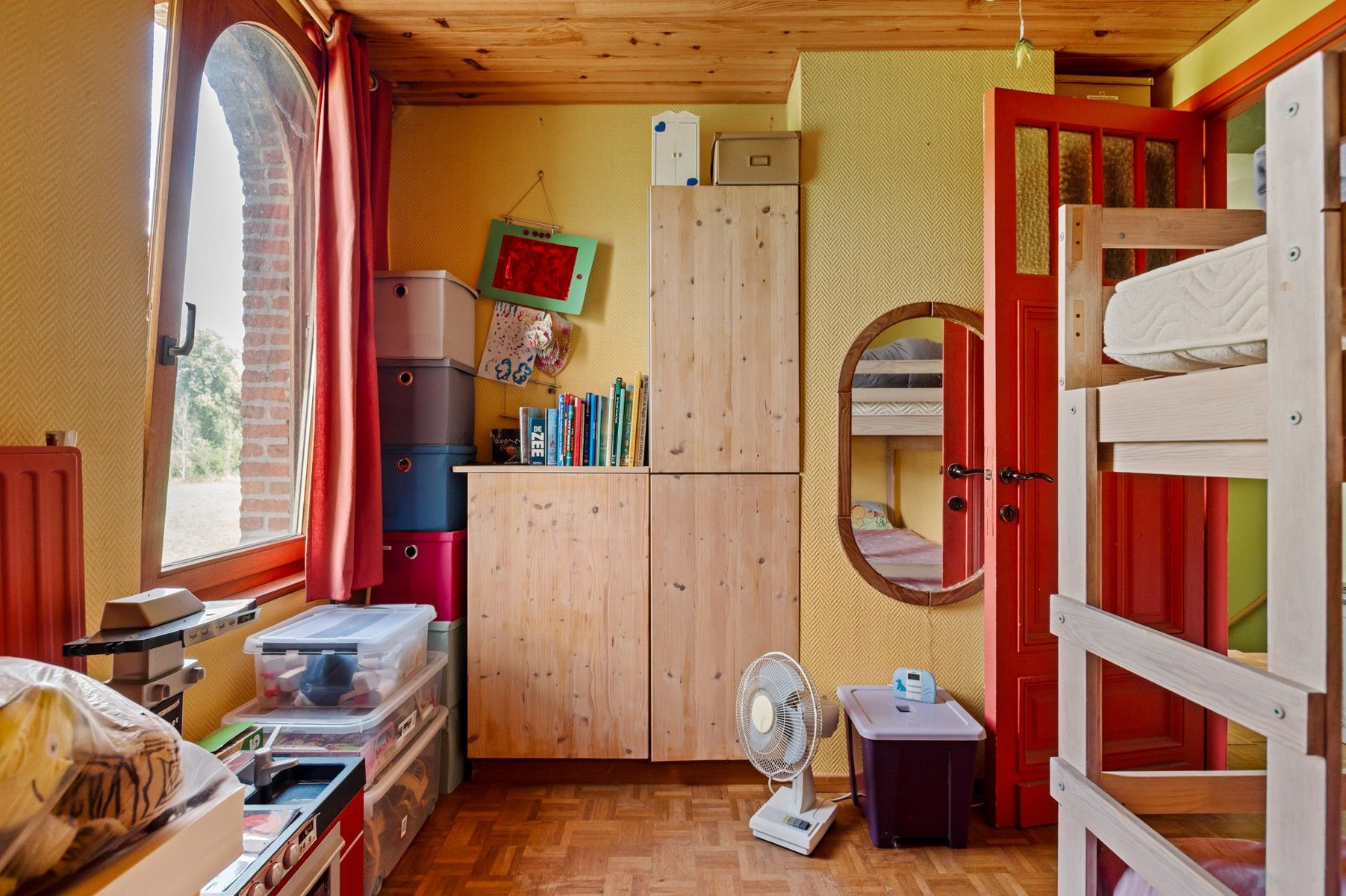 Charmante woning met potentieel op een strategische ligging foto 18