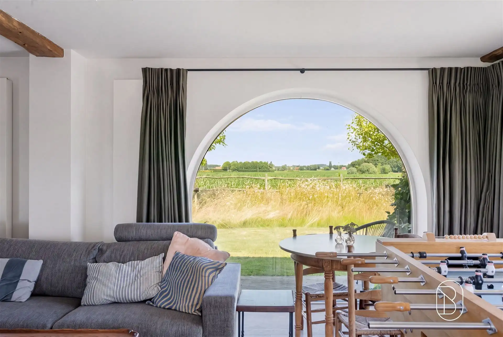Landhuis + bijgebouw, met zwembad en privacy op 5.329 m². foto 17