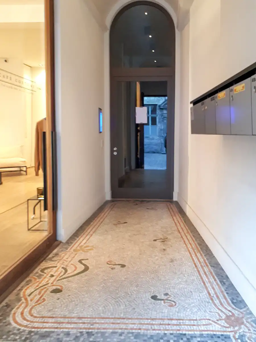Charmant gerenoveerd 1 slpk appartement in hartje Gent foto 23