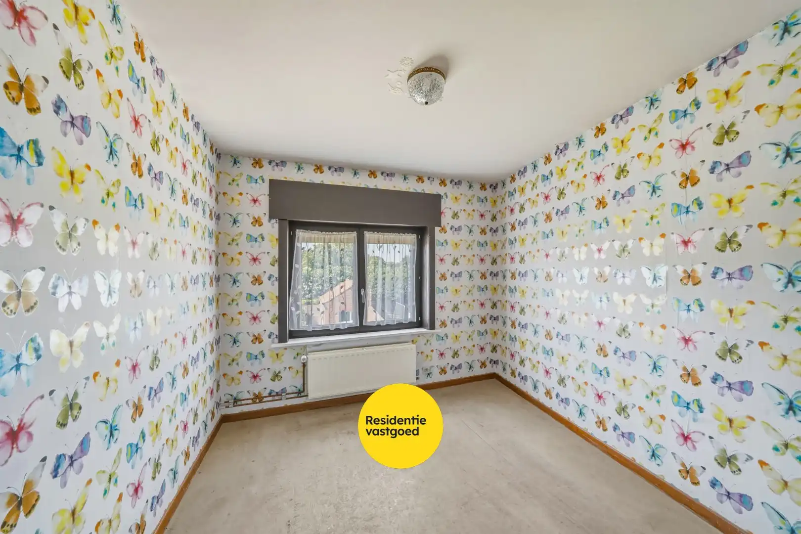 Ruime halfopen woning met 4 slaapkamers, tuin en garage foto 17