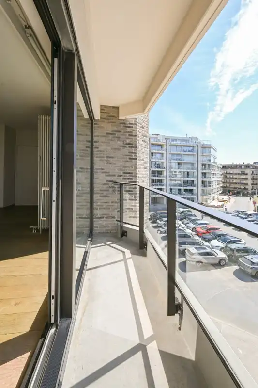 Ruim 1 slaapkamer appartement met zijdelings zeezicht en aankoopmogelijkheid tot een dubbele garage! foto 10