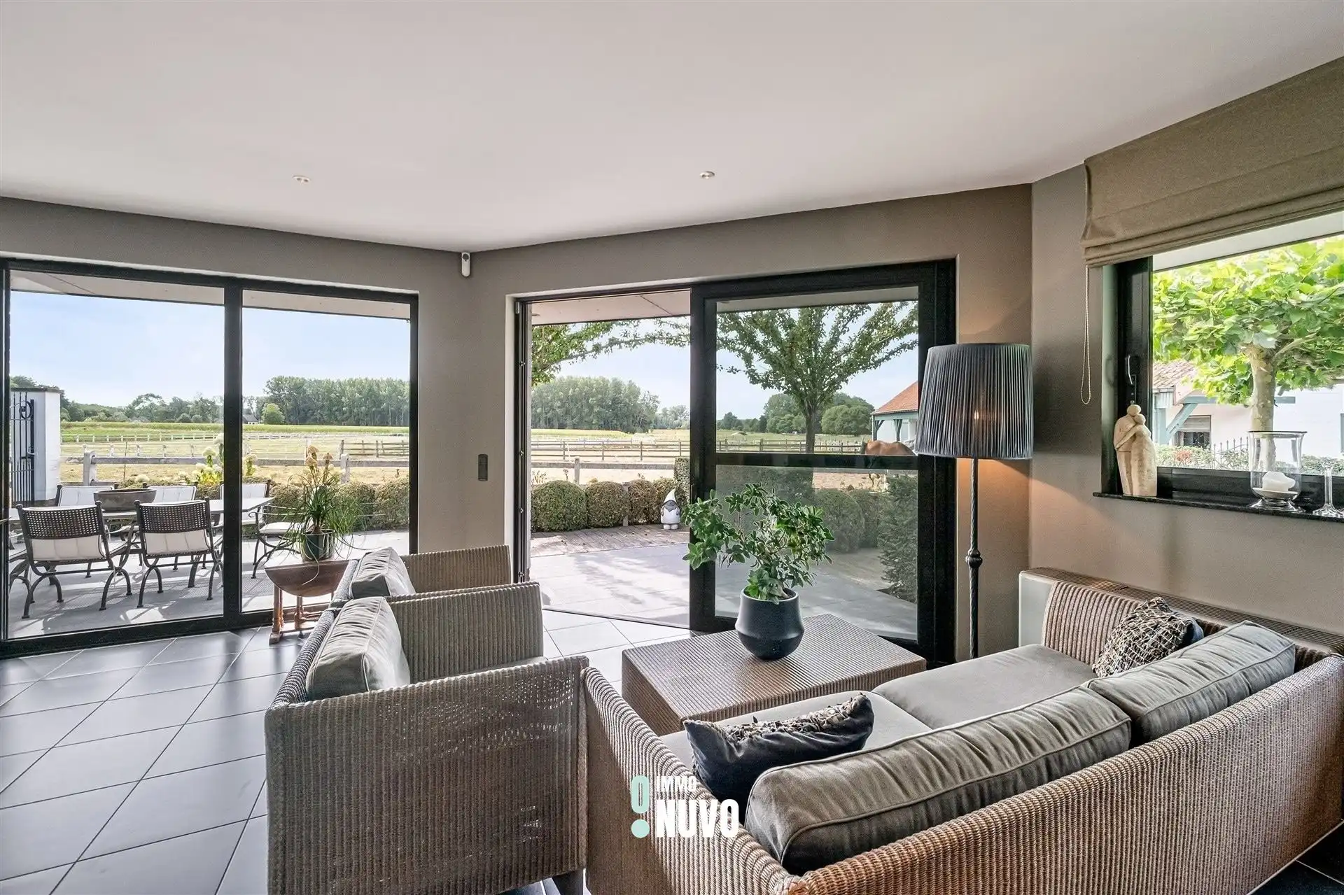 Uitzonderlijke eigendom voor paardenliefhebbers foto {{pictureIndex}}