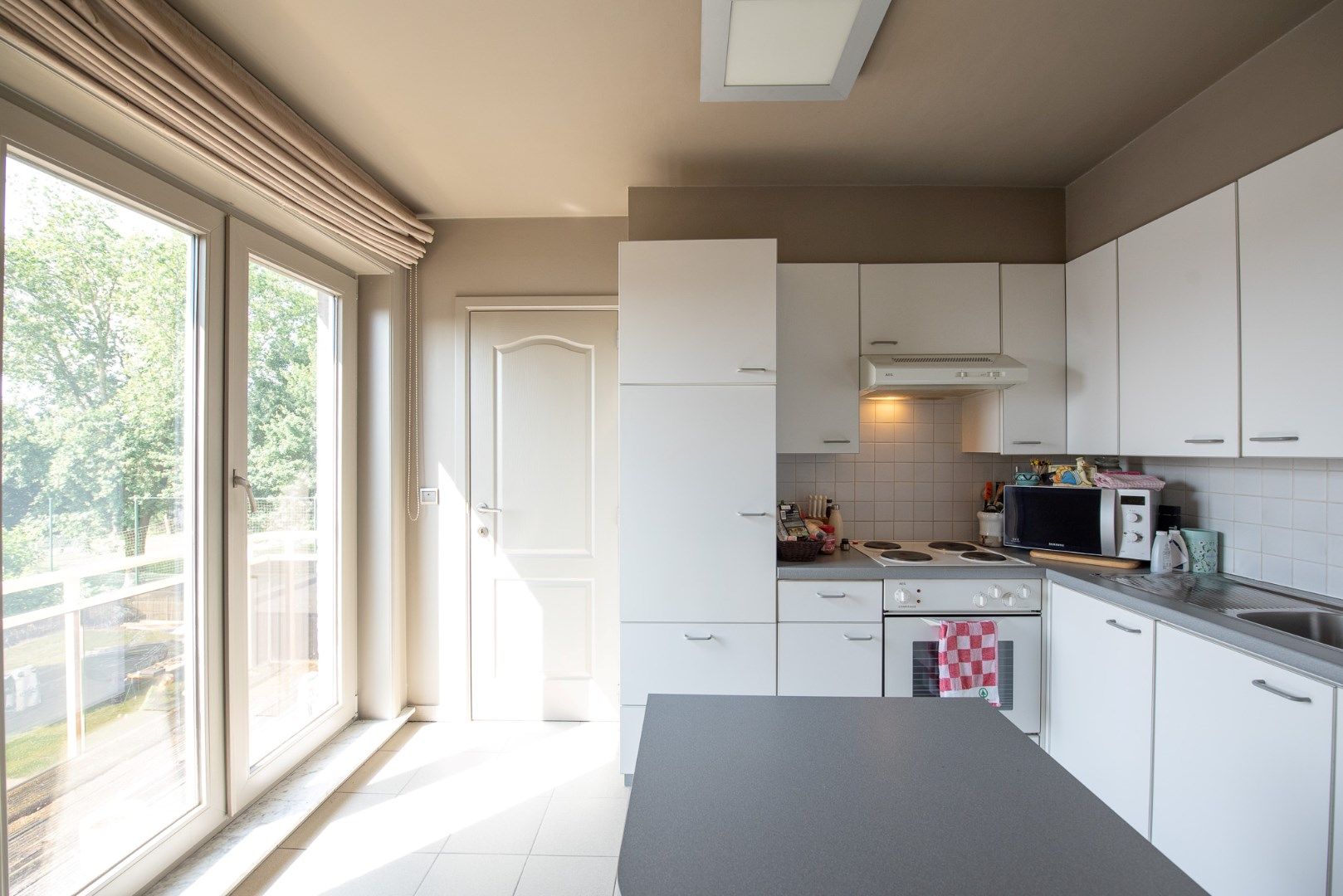 INVESTERINGSGEBOUW met 3 volwaardige appartementen + 3 garageboxen te Waregem. foto 22