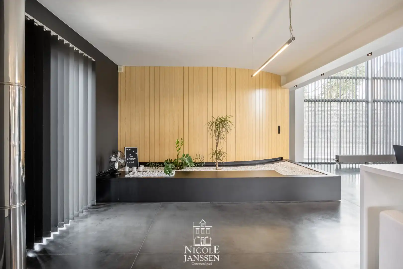 Zeer moderne en luchtige woning  foto 7