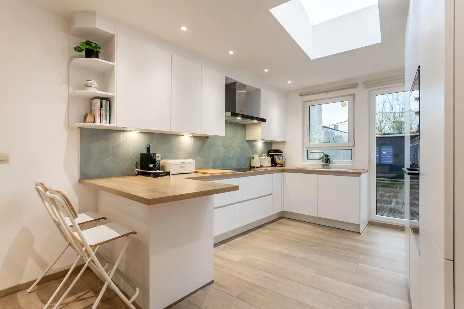 Instapklare woning met 3 SLPK en tuin foto 7