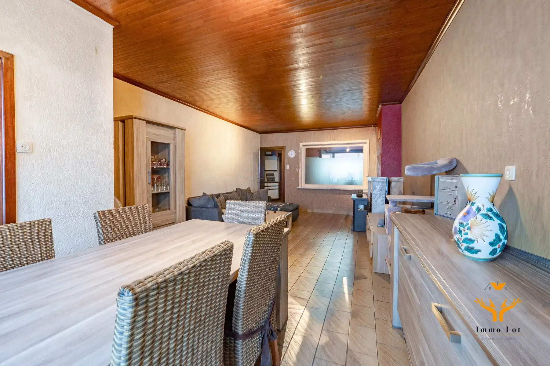 Ruime renovatiewoning met tuin in centrum Zele foto 6