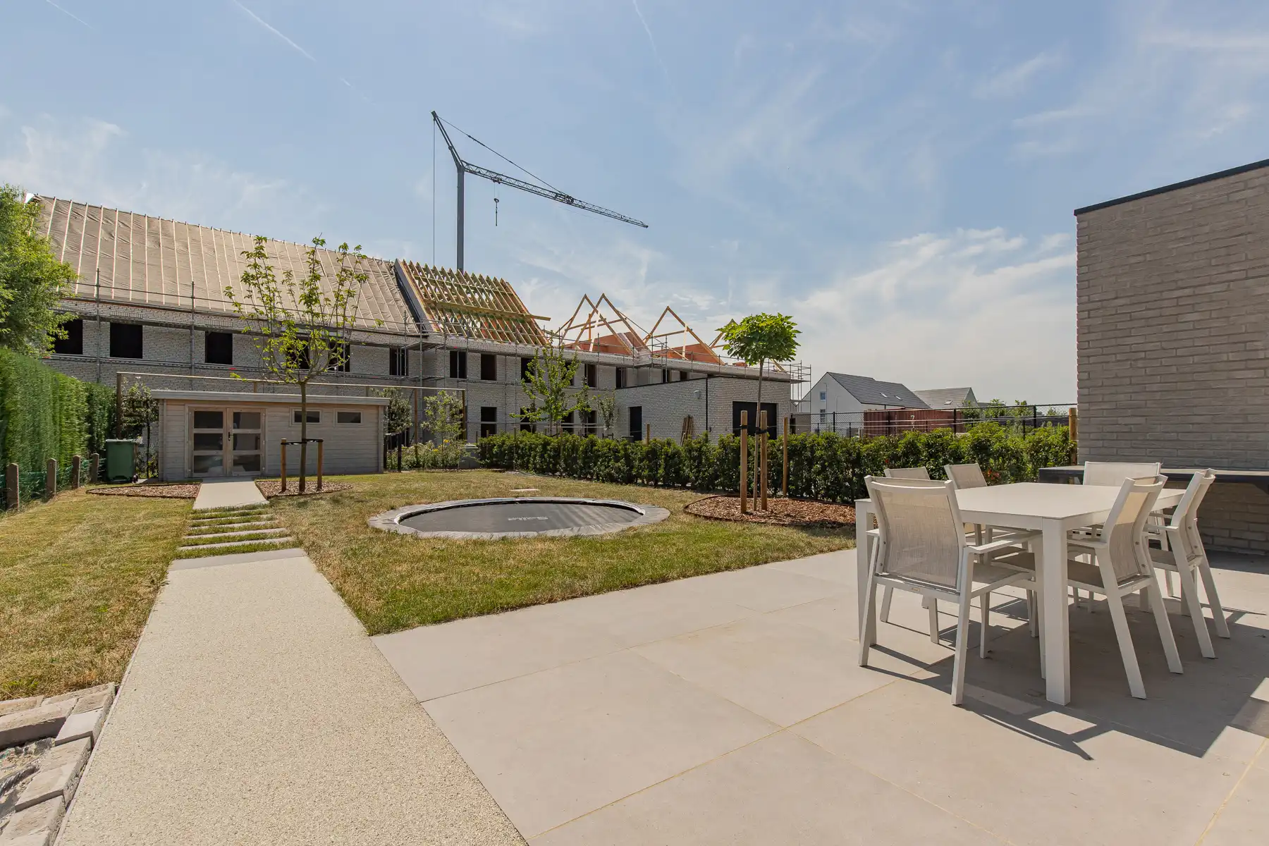 Knap afgewerkte, halfopen energiezuinige woning foto 15