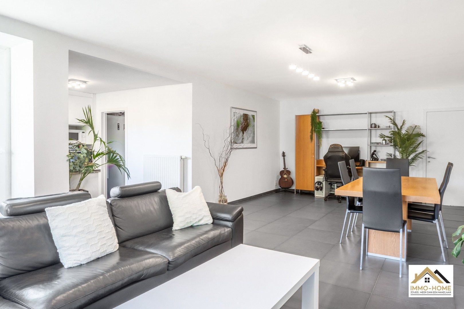Gerenoveerde Gesloten bebouwing nabij centrum van Lokeren foto 11