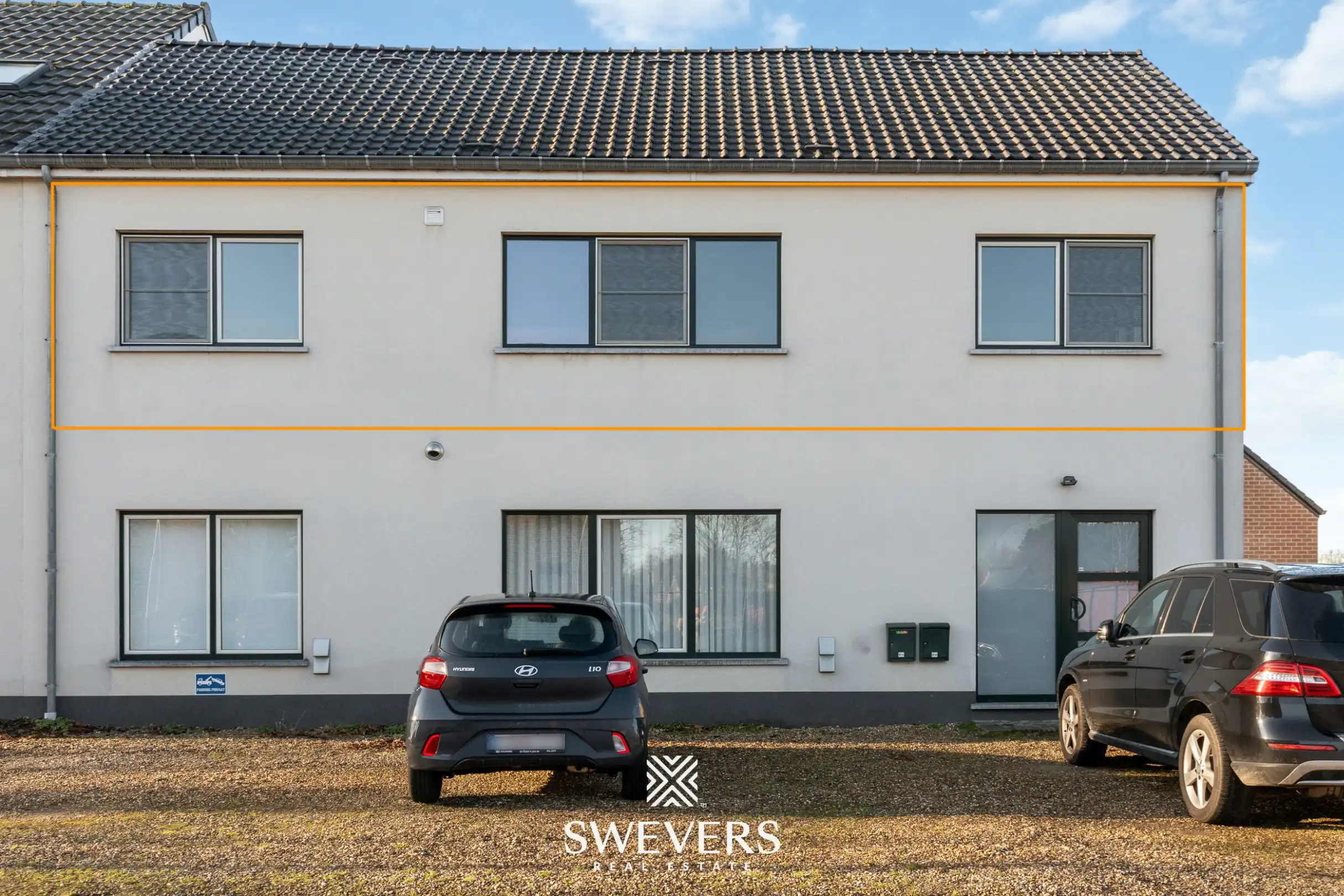 Gerenoveerd appartement met terras op topligging in Diepenbeek foto 28