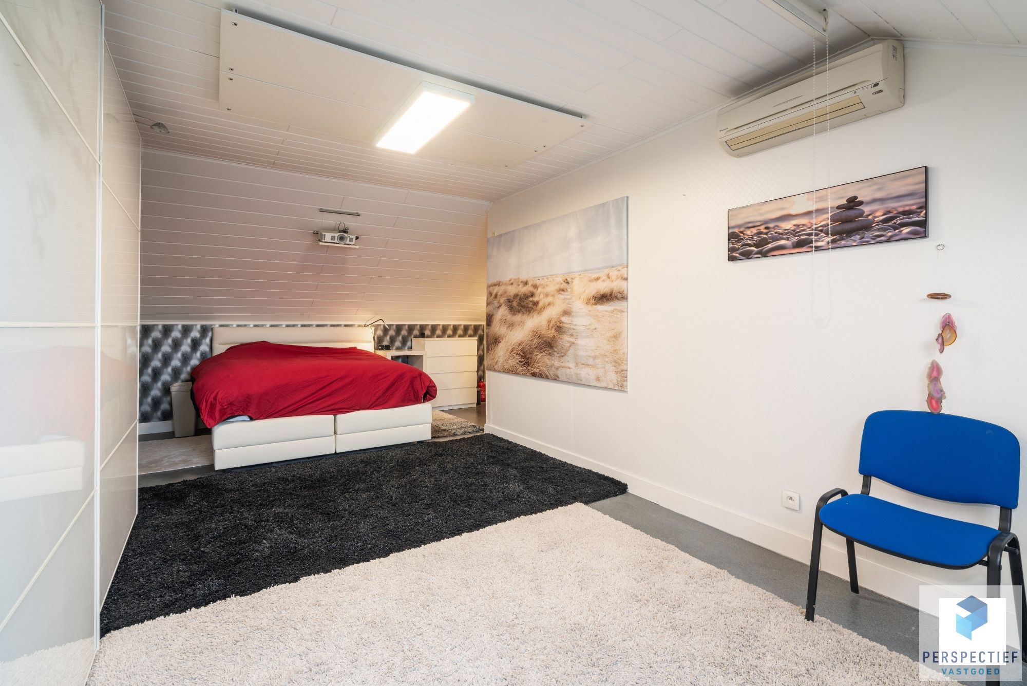 Handelspand met Winkelruimte, Magazijn en Woonst op 1.682 m² foto 44