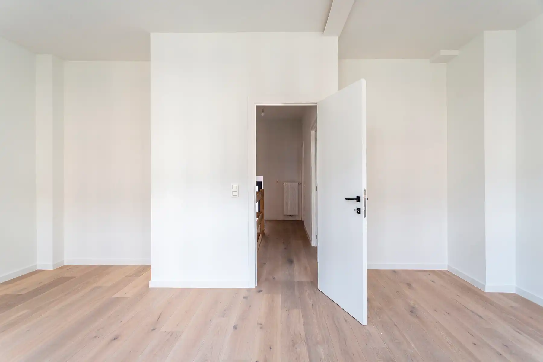 Gerenoveerde duplex met buitenruimte op het Zuid foto 10