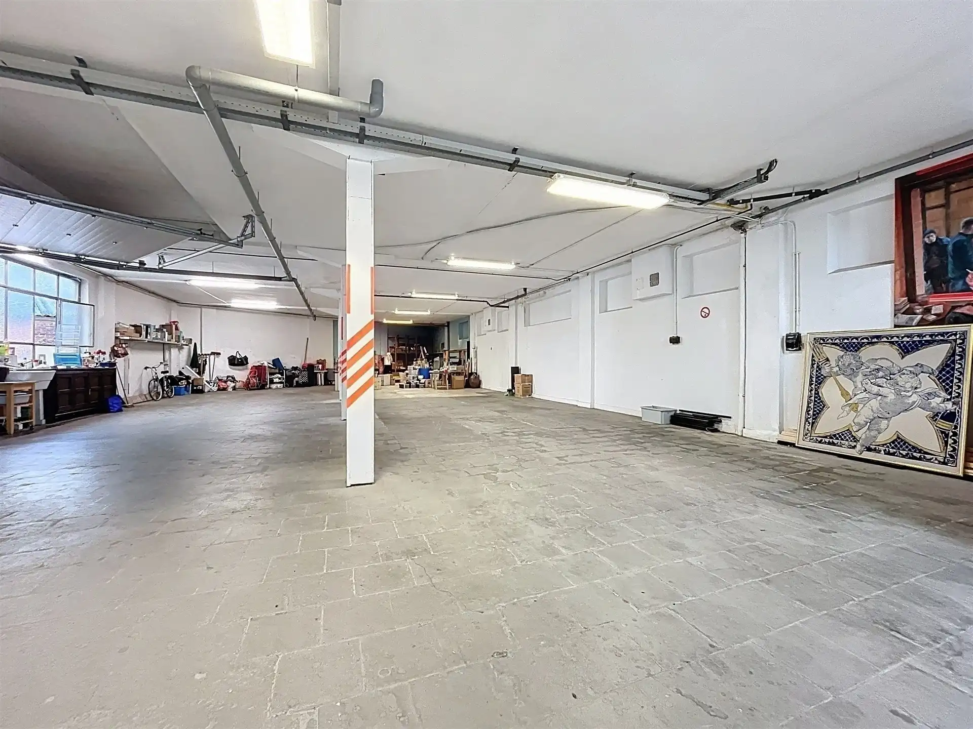 Exclusieve loft met uitzonderlijk ruim magazijn op toplocatie in Sint-Niklaas! foto 28