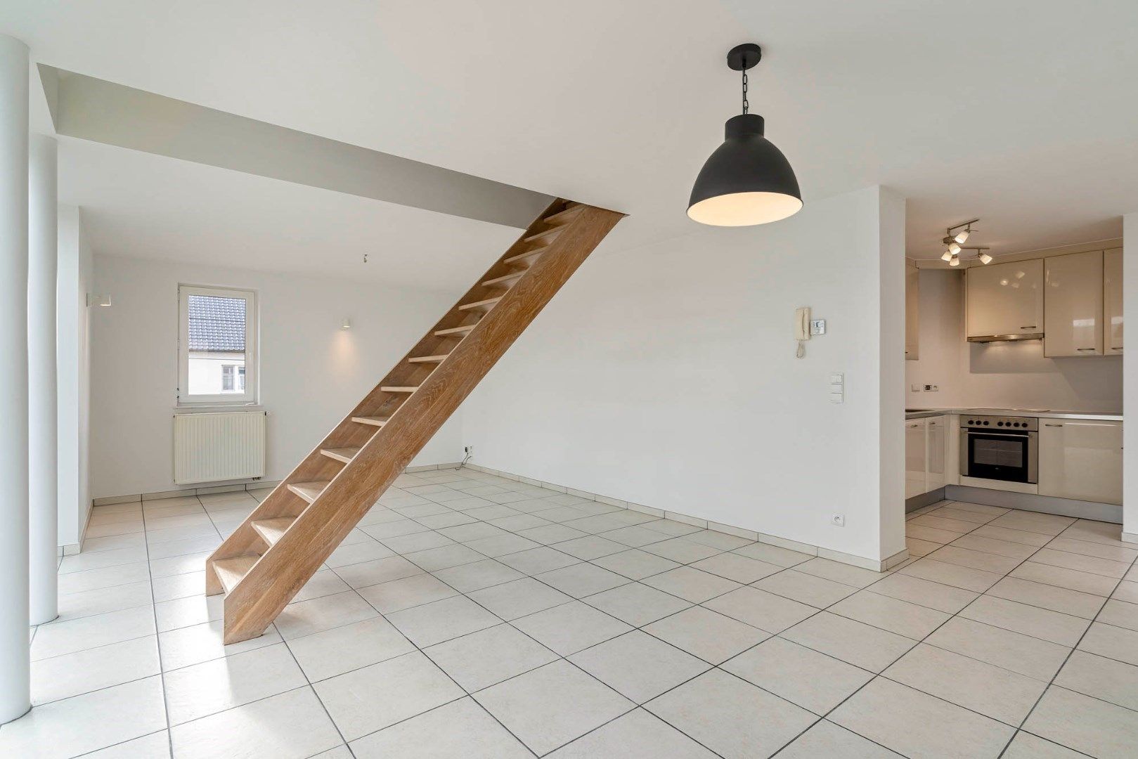 Leuk duplexappartement met drie slaapkamers, standplaats en kelderberging foto 15