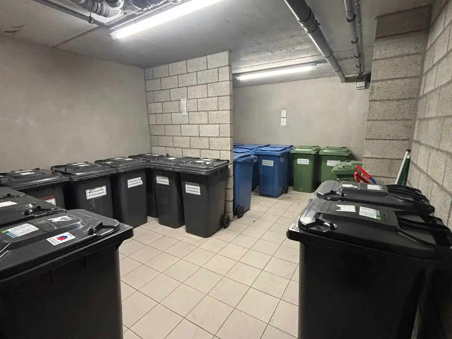 DUPLEXAPPARTEMENT MET 4 SLAAPKAMERS EN 3 BADKAMERS foto 21