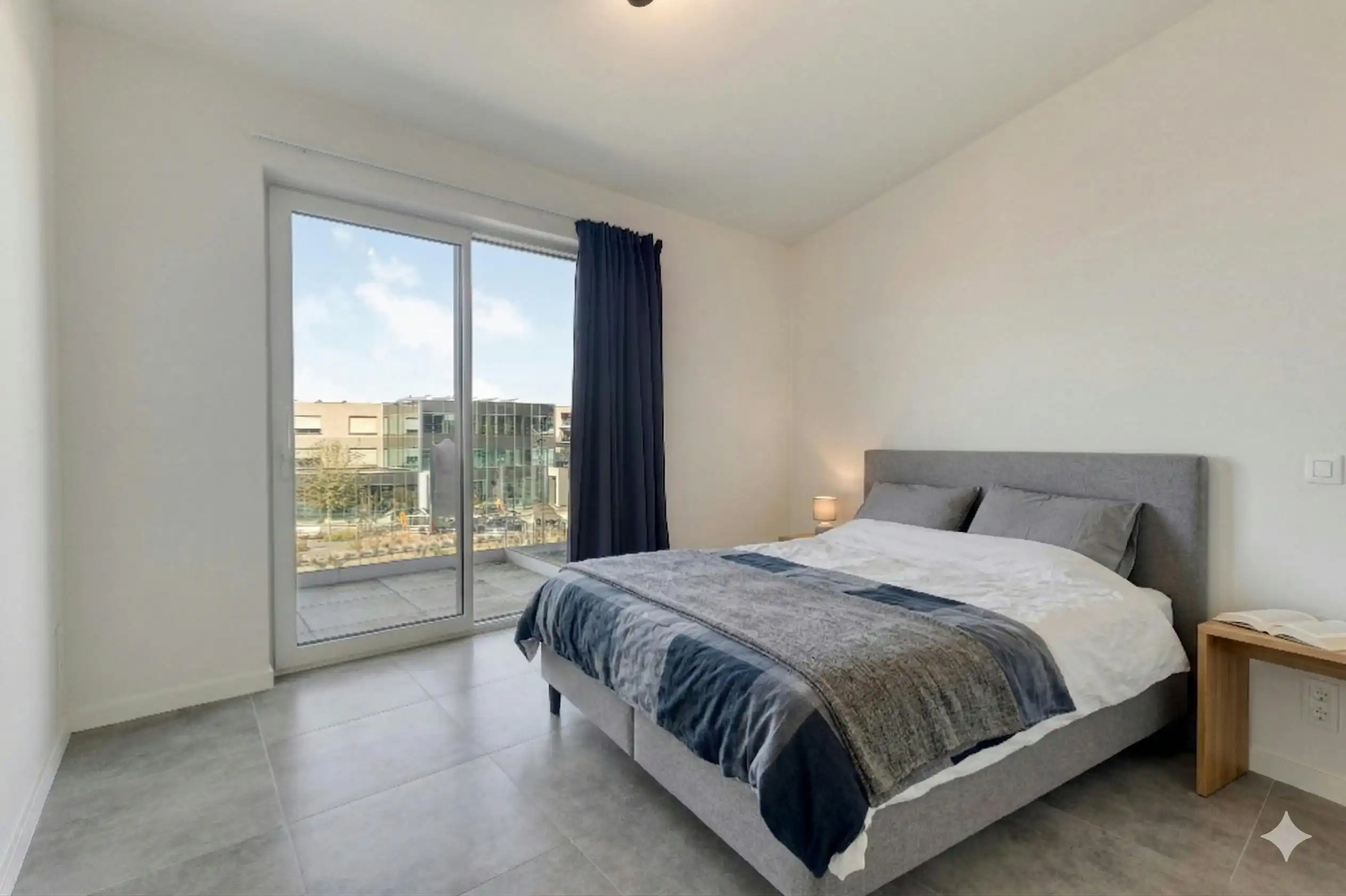 Recent en lichtrijk appartement met zuidgericht terras in hartje Poperinge foto 13