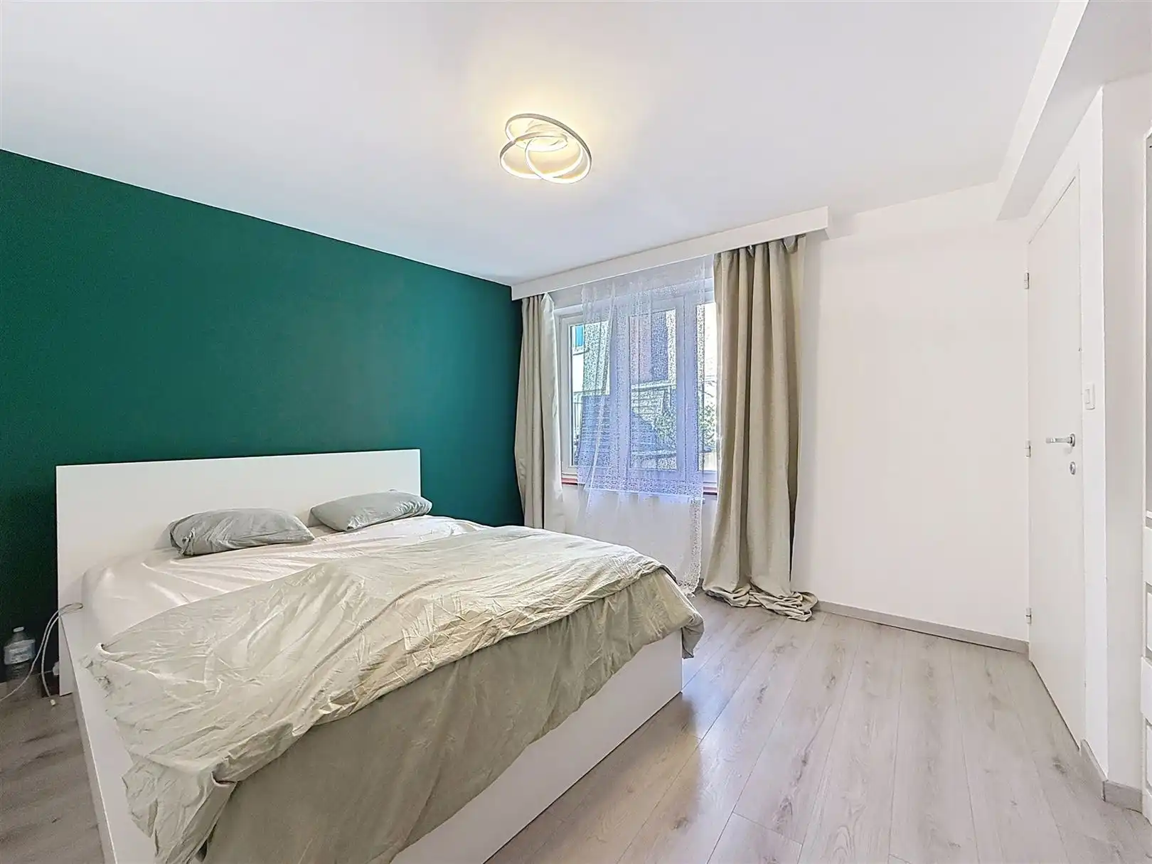 Eén slaapkamer apparment met kelder foto 13